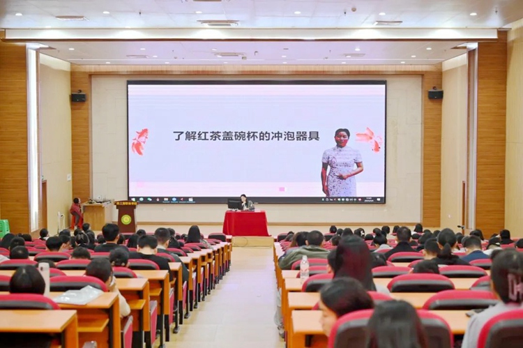 “微”而不凡，精雕細(xì)“課” | 我校開(kāi)展教師微課制作專(zhuān)題培訓(xùn)